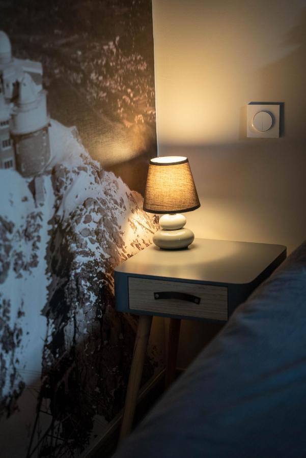 Chambre Pic Du Midi Appartement Only Adults Campan Luaran gambar